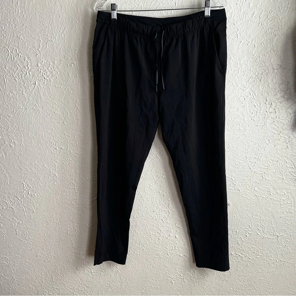 Lululemon On the Go Pant - Picture 1 of 5
